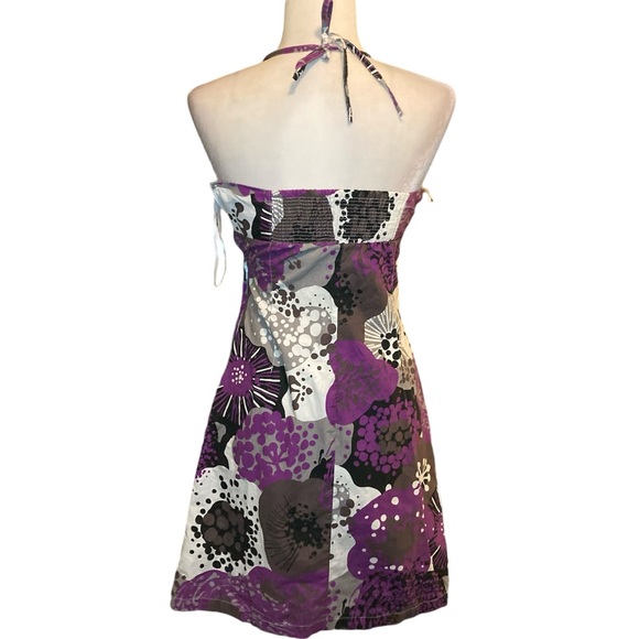 Floral halter dress - Picture 2 of 6